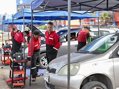 revisiones técnicas gratuitas de vehículos en la “Clínica del Automóvil”